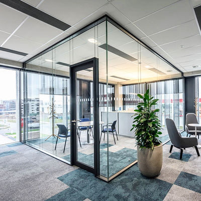 ผนังแยกกระจกหนัก ความปลอดภัย โปรไฟล์อลูมิเนียม ผนังแยกกระจก