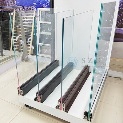 อัลลูมิเนียมดํา U Channel Glass Railing อัลลูมิเนียมมั่นคง Glass Railing