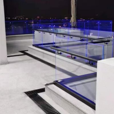 โมเดิร์น Glass Deck Railing Outdoor Tempered Glass U Channel Frameless 12-20mm Balcony Balustrades รางระเบียง