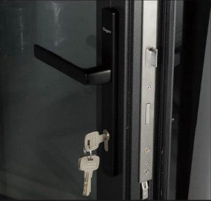 ระบบประตูสองพับแบบอัลลูมิเนียม สําหรับการใช้ในบ้าน