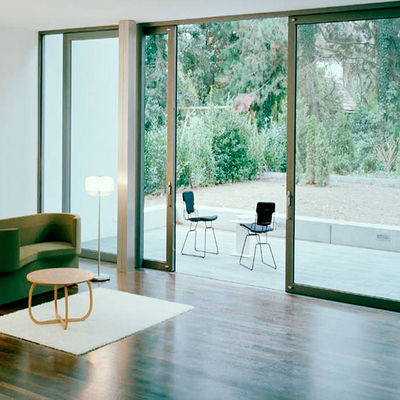 ประตูเลื่อนอลูมิเนียมขนาดใหญ่