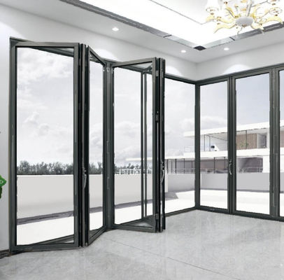 ฝุ่นเคลือบ Bifold Glass ประตูภายนอก ทนทานพายุไทโฟน สําหรับการใช้ภายนอก