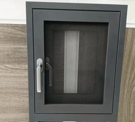 อลูมิเนียม Swing Sash หน้าต่าง Fluorocarbon Spraying ด้วยกระจก laminated
