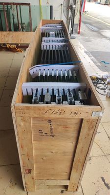 ประตูพับอลูมิเนียมทนทานต่อการกัดกร่อน ประตูพับอัลลูมิเนียมสลิมไลน์
