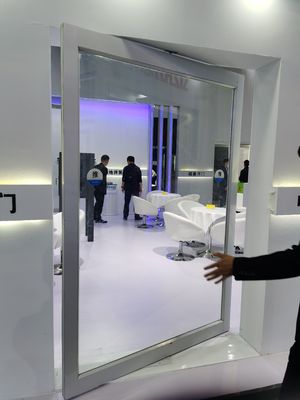 ประตูสลิมฟรมอลูมิเนียม Pivot ประตูกระจกใส