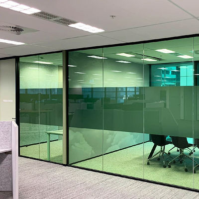 กระจกออฟฟิศที่ไม่มีกรอบ