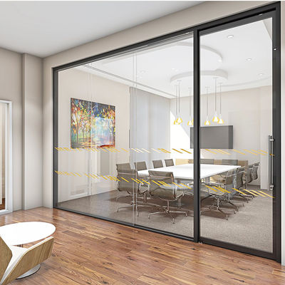 การคุ้มครองความเป็นส่วนตัว แปลงกระจกพาณิชย์ สามารถปรับแต่งได้ด้วยการออกแบบที่ทันสมัย