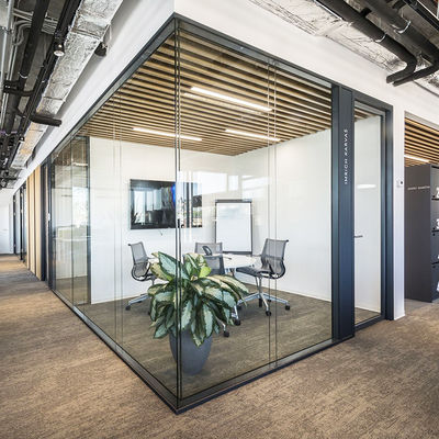 ผนังแยกกระจกหนัก ความปลอดภัย โปรไฟล์อลูมิเนียม ผนังแยกกระจก