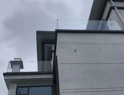 ระเบียง อลูมิเนียม U Channel Glass Railing ยั่งยืน U Channel Balustrade