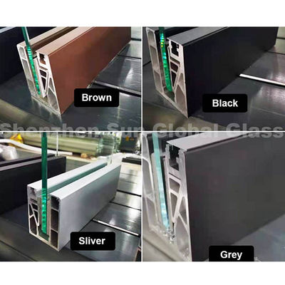 SZG U Channel Frameless 12mm Glass Balcony Railings อาคารที่อยู่อาศัย