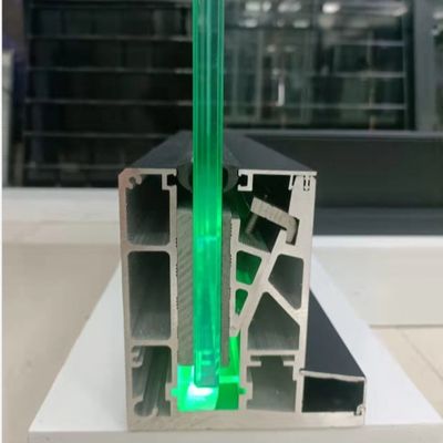 สี LED แสง Laminated Glass U Channel System รั้วแก้วสําหรับสวน