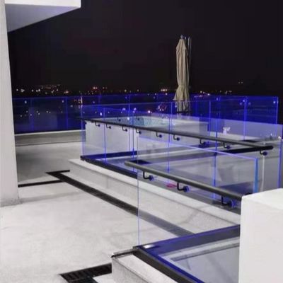 ระบบรางตัว U กระจกนิรภัย 800-1200 มม. พร้อมราวบันไดอะลูมิเนียมเพื่อความปลอดภัยและความสวยงาม