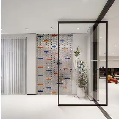 ประตูสแตนเลส อลูมิเนียมภายใน Pivot ประตูด้วยกระจกใสและความหนาของกรอบ 1.8mm