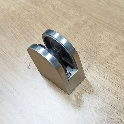 ราวบันไดกระจกนิรภัยแบบไร้กรอบ ดีไซน์ปรับได้ พร้อมแคลมป์จับโค้ง 304 316