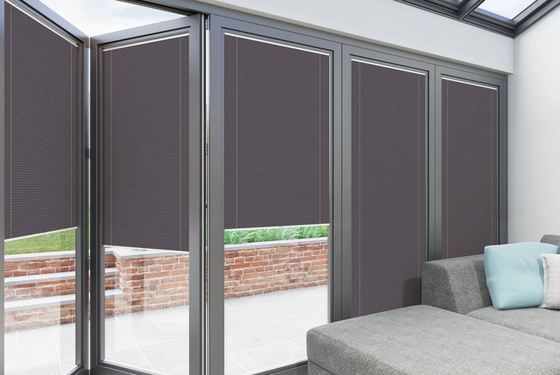 ใบพัดบานเกล็ดฉนวนสองชั้นพร้อมซีลหน้าต่างบานเปิดแบบสวิงพร้อมอุปกรณ์มู่ลี่ด้านในระหว่างกระจก